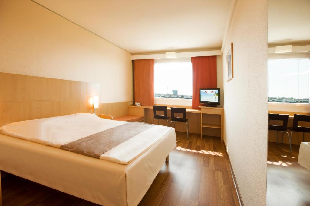 Ibis Wien Messe - image 7