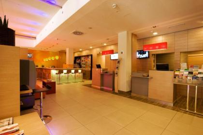 Ibis Wien Messe - image 9