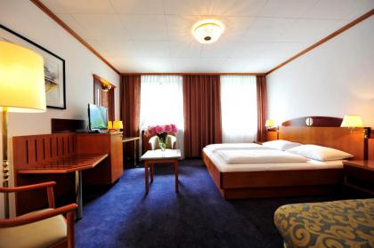 Hotel The Weekend - image 20