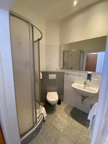 Kolbeck Rooms - image 28