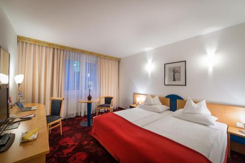 Hotel Boltzmann - main image