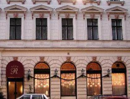 Hotel Apartment Rothensteiner - image 11