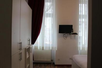 Arnes Hotel Vienna - image 11