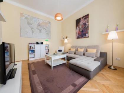 Vienna Apartment 1010 - image 13