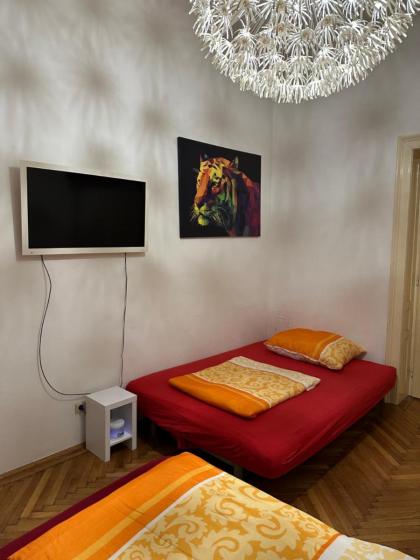 Apartment opera 1 - image 11