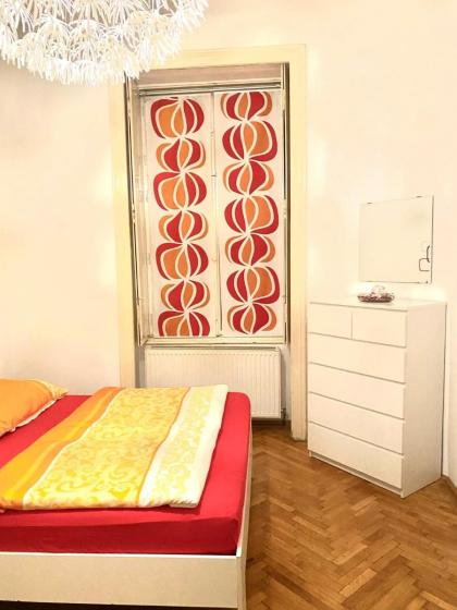Apartment opera 1 - image 15