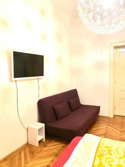Apartment opera 1 - image 25
