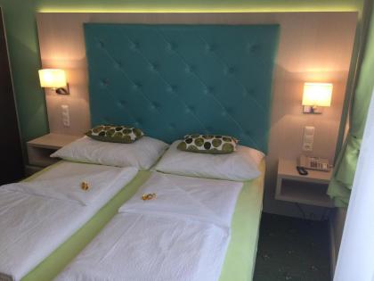 Hotel Odeon - image 25