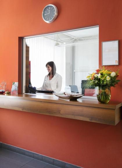 Hahn Hotel Vienna - image 25