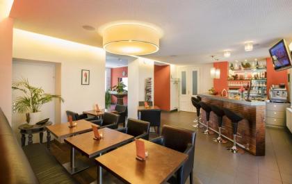 Hahn Hotel Vienna - image 28