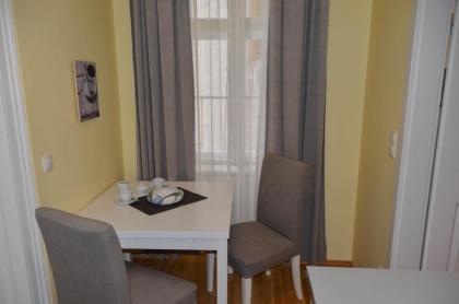 Ableidinger Apartments - image 4