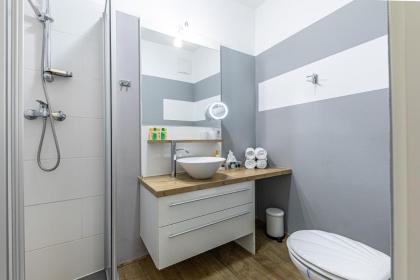 Apartment Oper - contactless check in - image 24