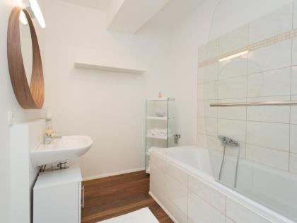 Apartment Oper - contactless check in - image 28