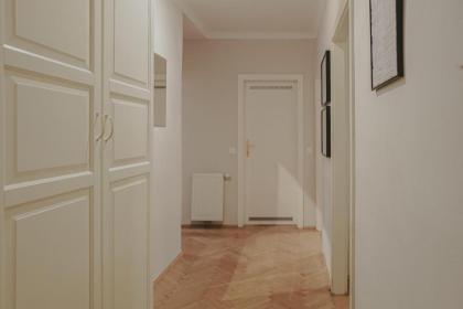 HeyMi Apartments Schwedenplatz - image 22