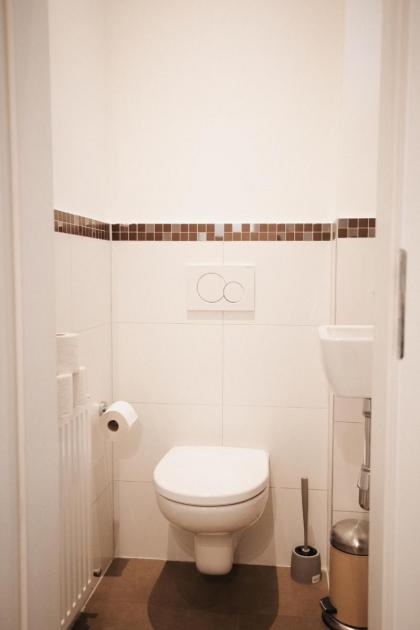 KH Apartments Universitaet - image 22