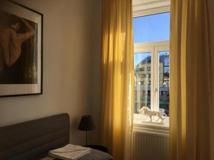 Apartment Vienna Smart Living - image 13