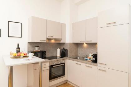 Prater Balcony Suite - image 27