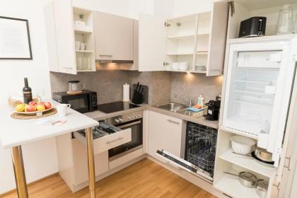 Prater Balcony Suite - image 28