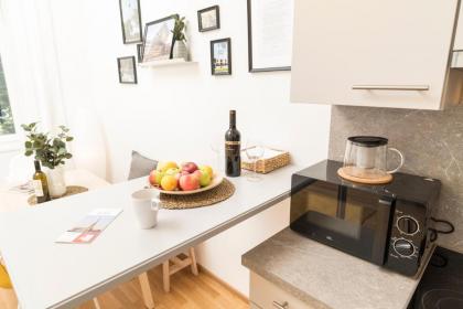 Prater Balcony Suite - image 29