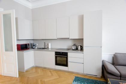 Studio Apartments Urania - image 24