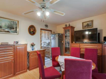 Lively Holiday Home in Wien with Private Garden - image 22