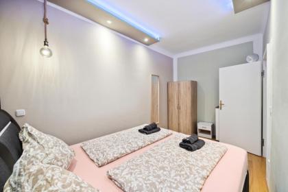 Florian's apartments in Mariahilf Vienna - image 27