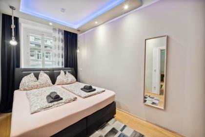 Florian's apartments in Mariahilf Vienna - image 29