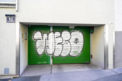 Cozy Apartment Margareten - image 25