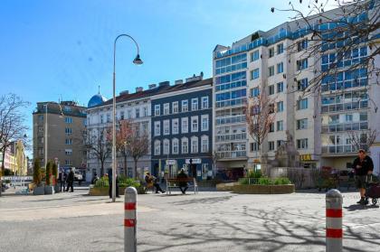 Cozy Apartment Margareten - image 30