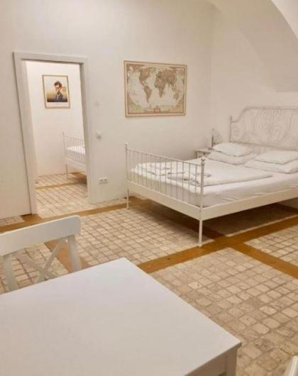 Vienna Studio Apartments - image 21