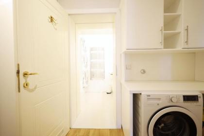 HeyMi Apartments Karlsplatz - image 24