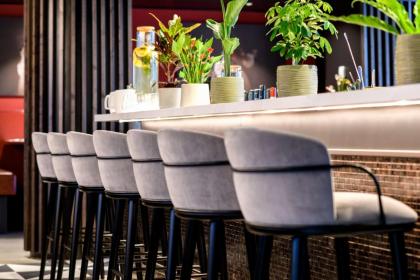 Radisson RED Hotel Vienna - image 29