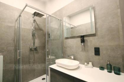 Street Living Hotel - Apartments - image 24