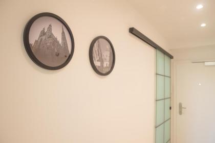 Room 4 Art Appartments Nr.1 in Vienna Center - image 23
