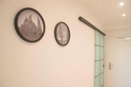 Room 4 Art Appartments Nr.1 in Vienna Center - image 24