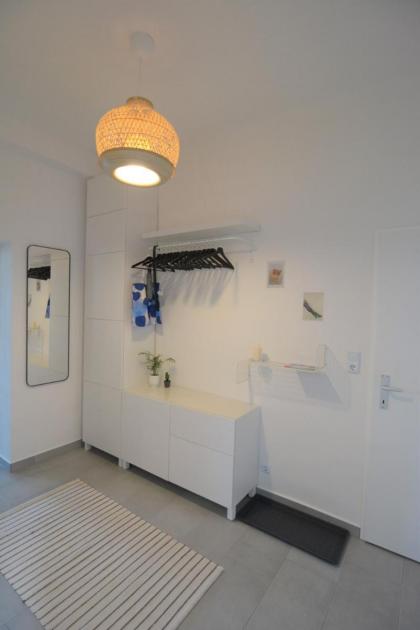 ?NEW?Luxus Studio?NETFLIX/BOXSPRING ?10min Centre? - image 30