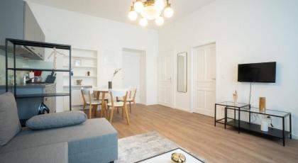 Sunny apartment in Leopoldstad terrace with grill - image 22