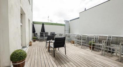 Sunny apartment in Leopoldstad terrace with grill - image 26