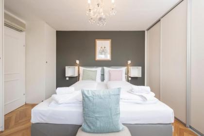 Penthouse Staatsoper - image 22