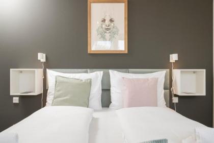 Penthouse Staatsoper - image 29