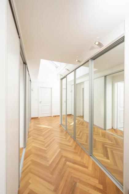 Penthouse Staatsoper - image 30