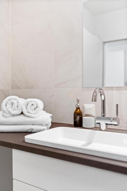 Local design central apartments - Eclectic Escape Apartments by Arbio - image 24