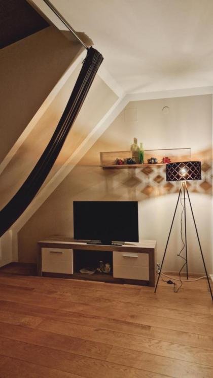 Elegance Apartment - image 25