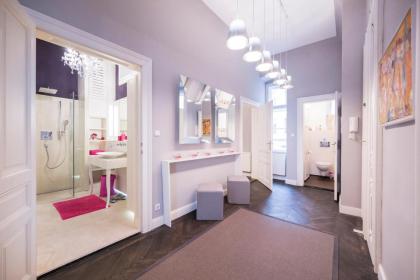 Luxurious Art Gallery Alsergrund - image 30