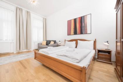 Best of Hernals - image 29