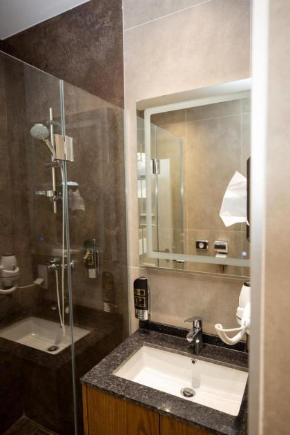 Kent Hotel Domenig - image 24