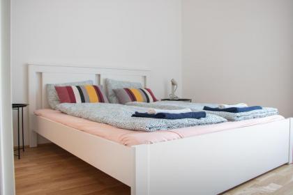 Flat2go modern apartments - Harmony of city and nature - image 29