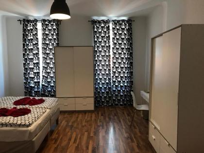 Apartment with living room 2 bedrooms balcony - image 24