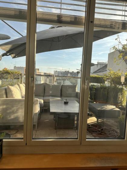 City-Penthouse mit 4 Terassen und Whirlpool - image 25